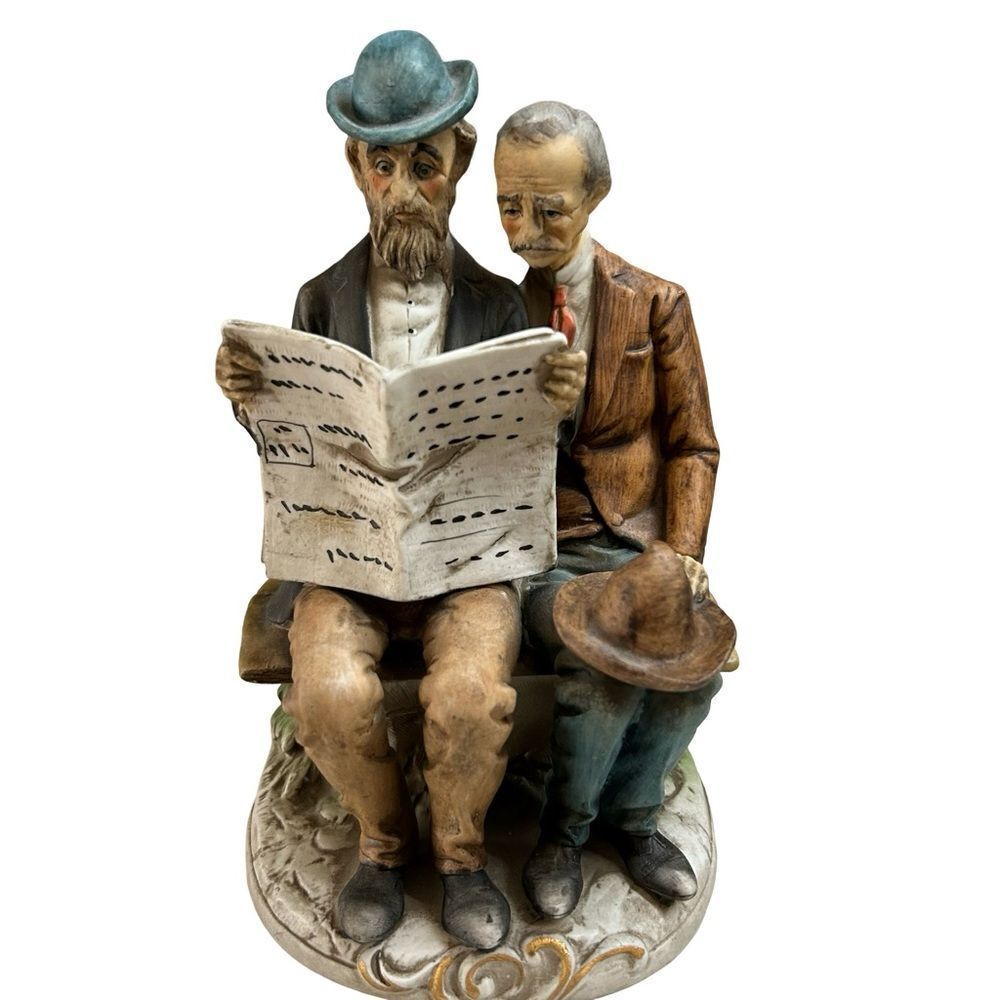 PORCELLANE D-ARTE FIGURINE Old Men on Park Bench w/ Newspaper